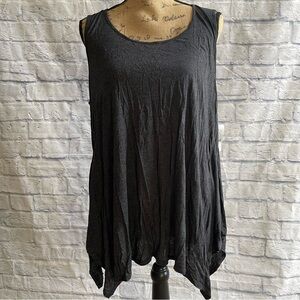 NEW Women's Sleeveless Black Top
